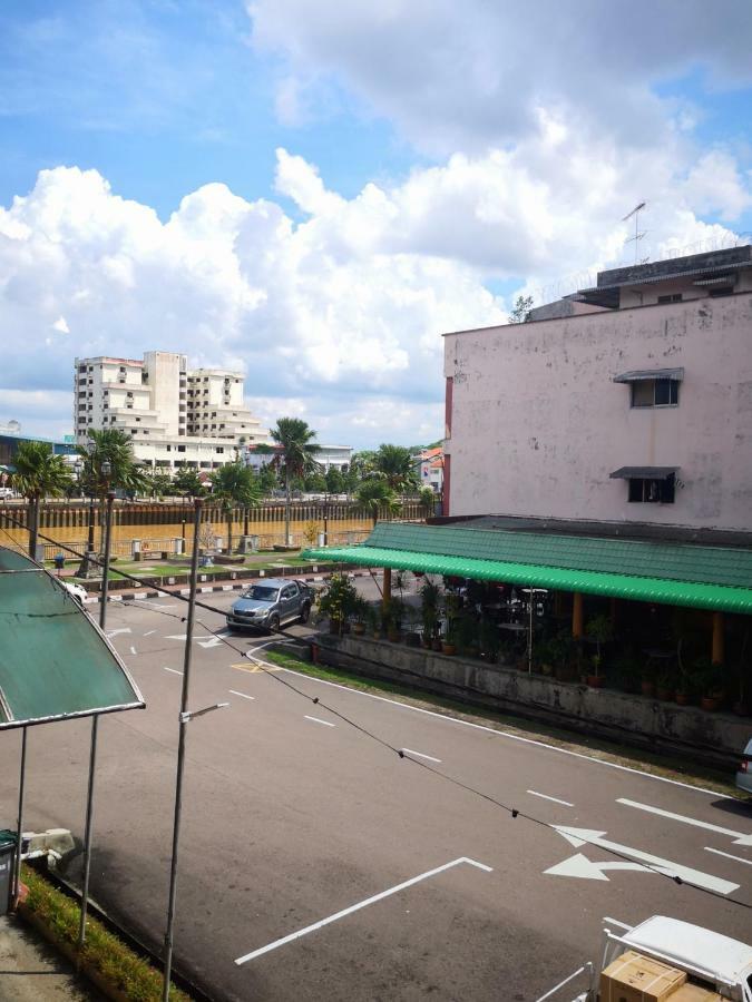 Hotel Seri Kota Satu Кота Тинги Екстериор снимка
